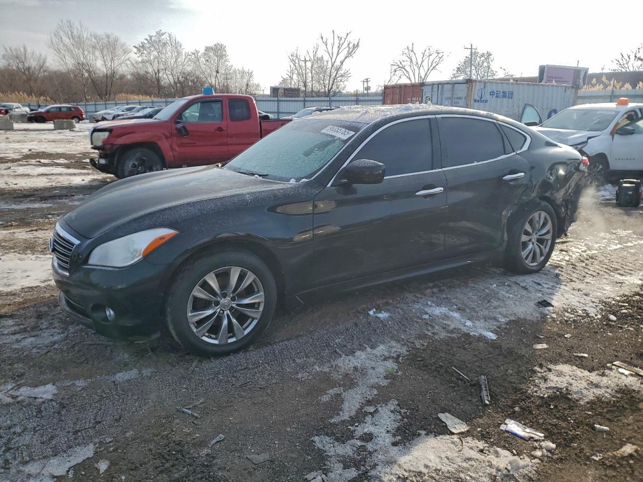 2013 INFINITI M37