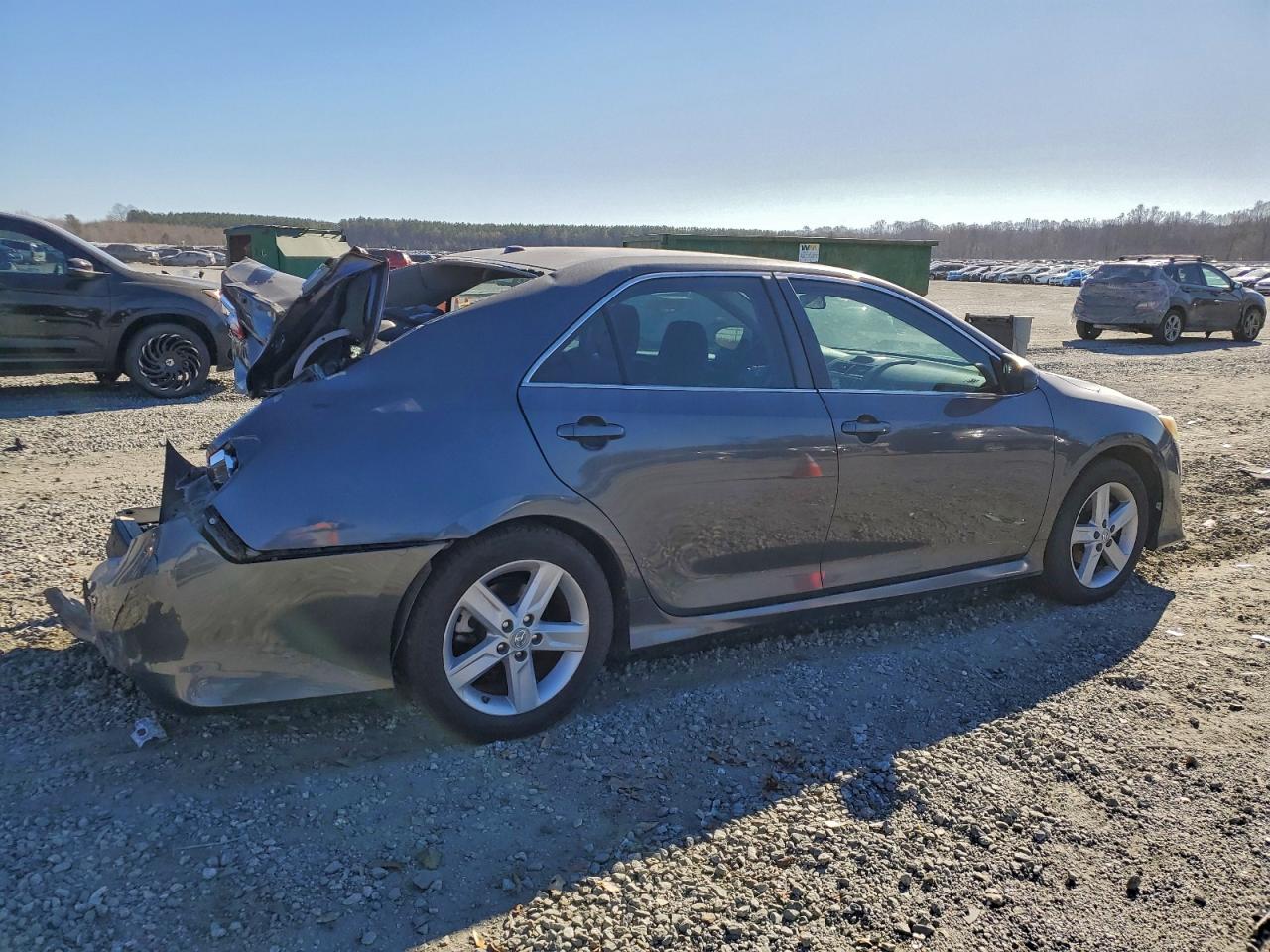2012 TOYOTA CAMRY BASE photo 5