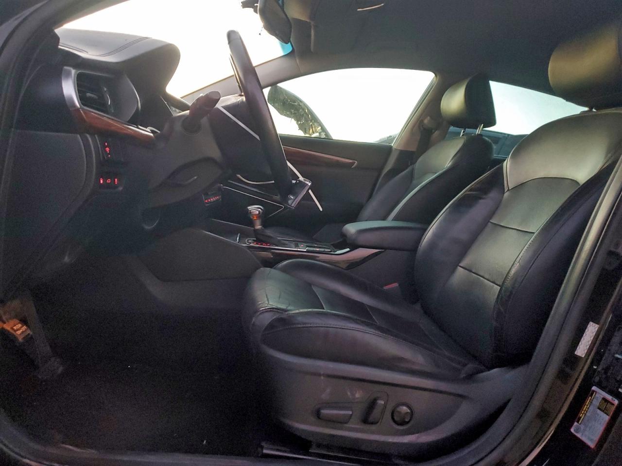 2017 KIA CADENZA PREMIUM photo 7