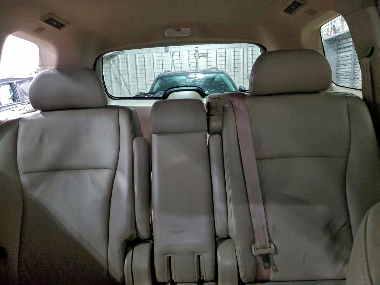 2009 TOYOTA HIGHLANDER LIMITED photo 10