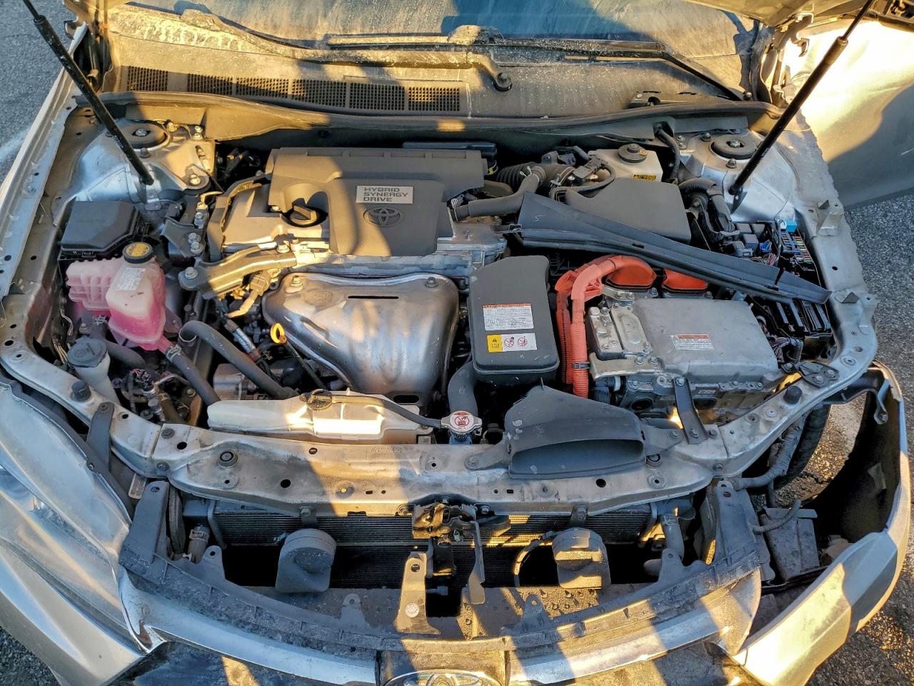 2017 TOYOTA CAMRY HYBRID photo 11