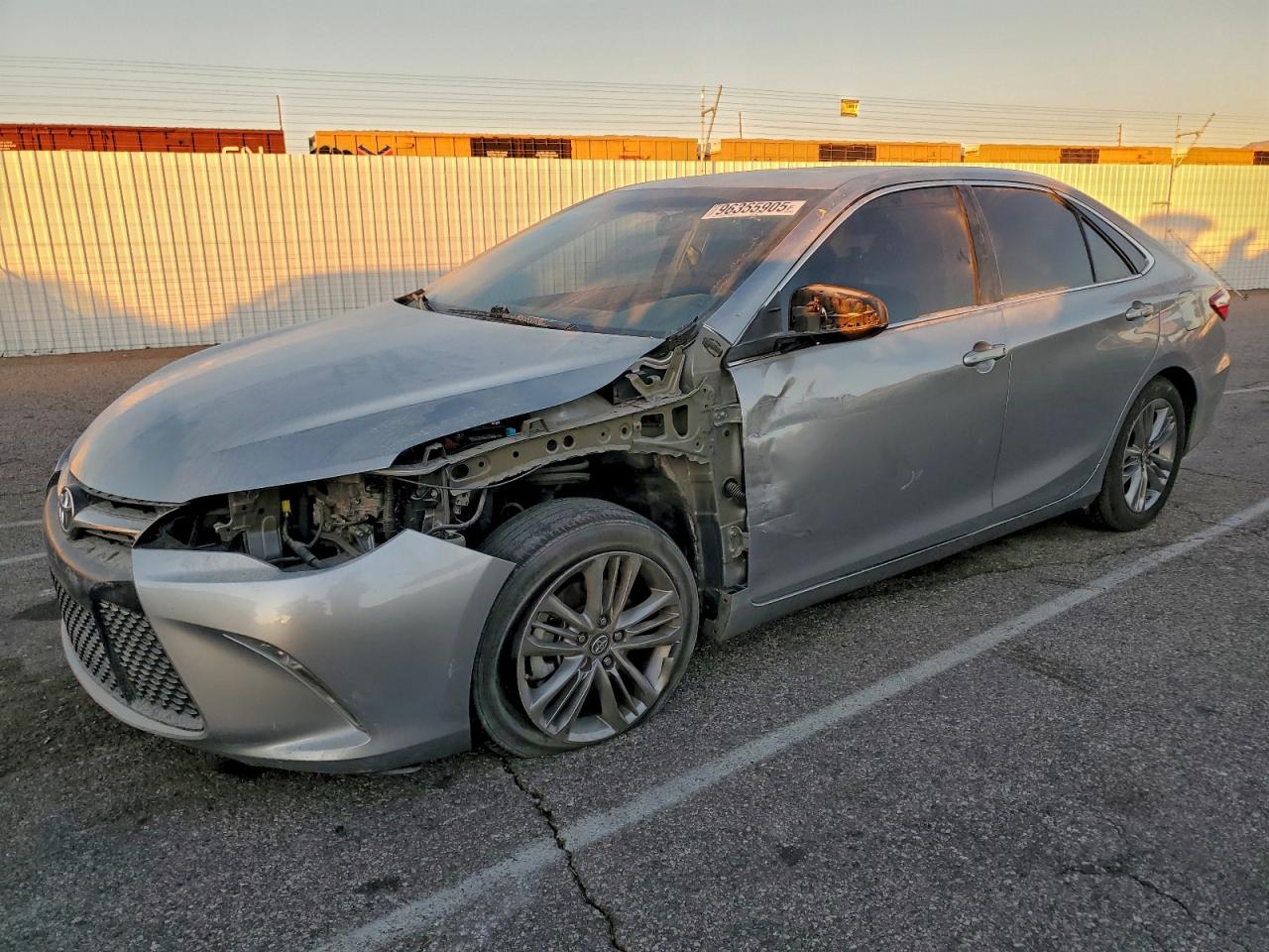 2017 TOYOTA CAMRY