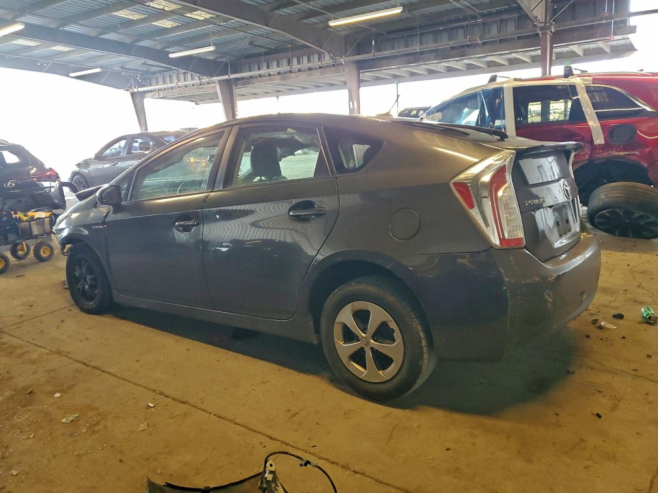 2014 TOYOTA PRIUS photo 2