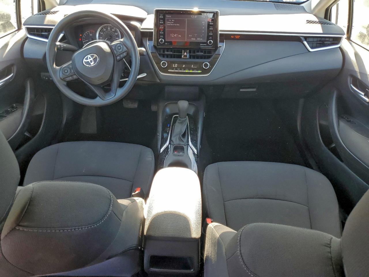 2021 TOYOTA COROLLA LE photo 8