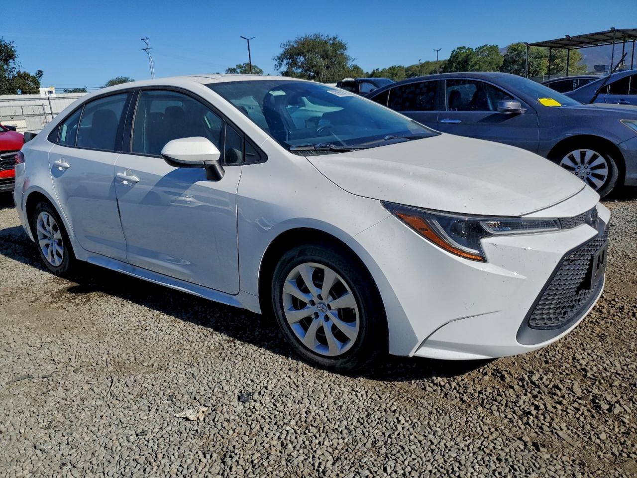 2021 TOYOTA COROLLA LE photo 4