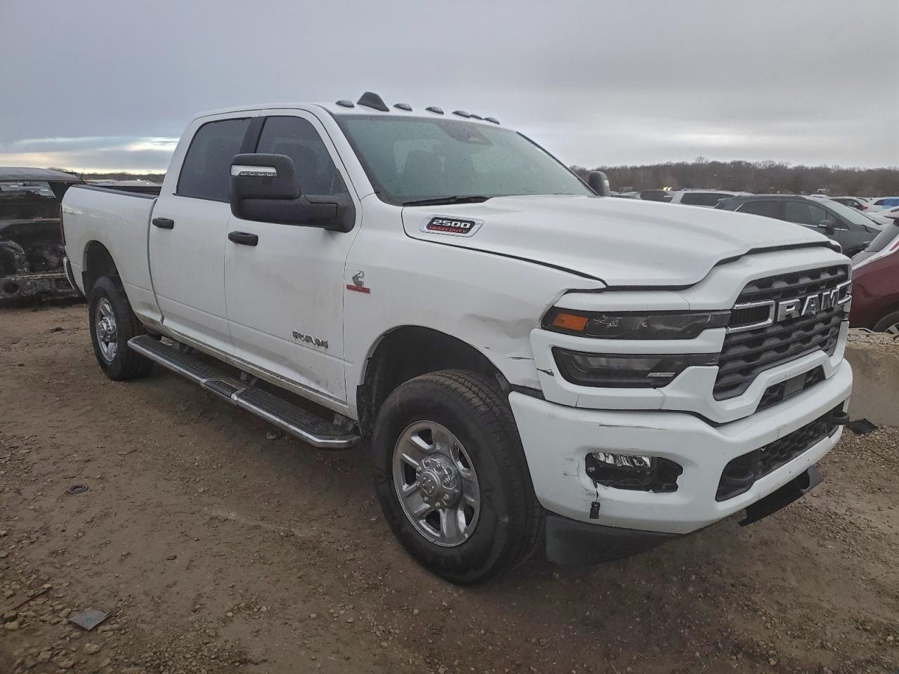 2025 RAM 2500 BIG HORN photo 4