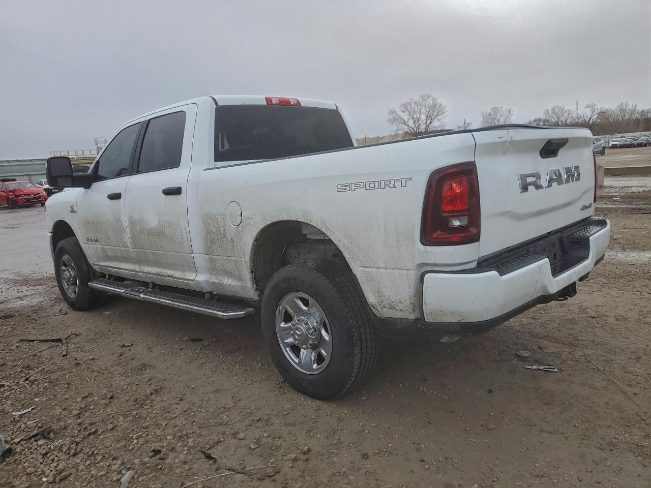 2025 RAM 2500 BIG HORN photo 2
