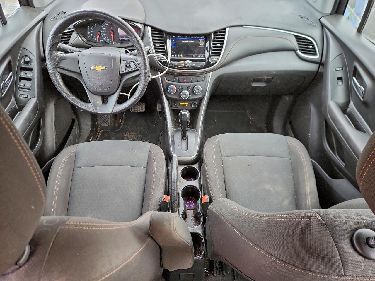 2020 CHEVROLET TRAX LS photo 8