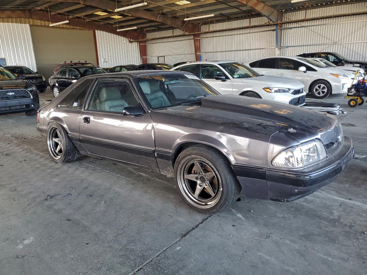 1989 FORD MUSTANG LX photo 4