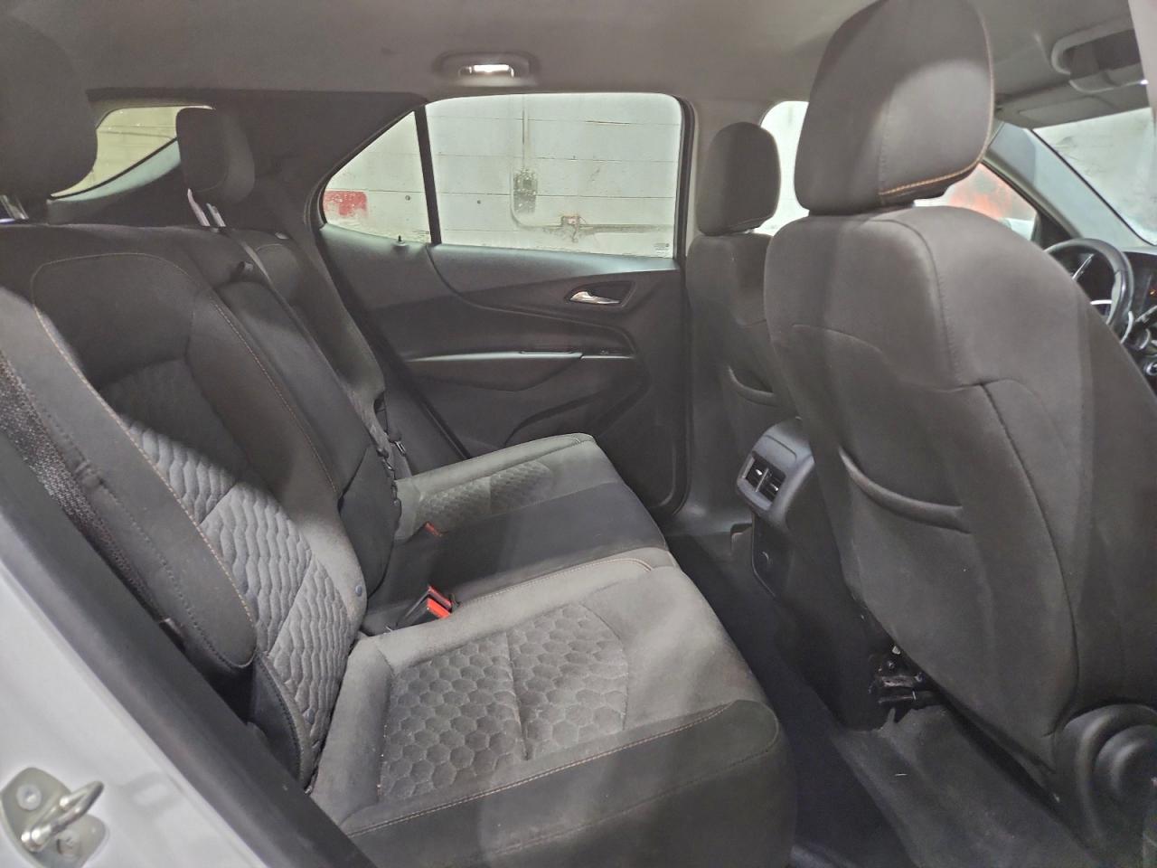 2018 CHEVROLET EQUINOX LT photo 11