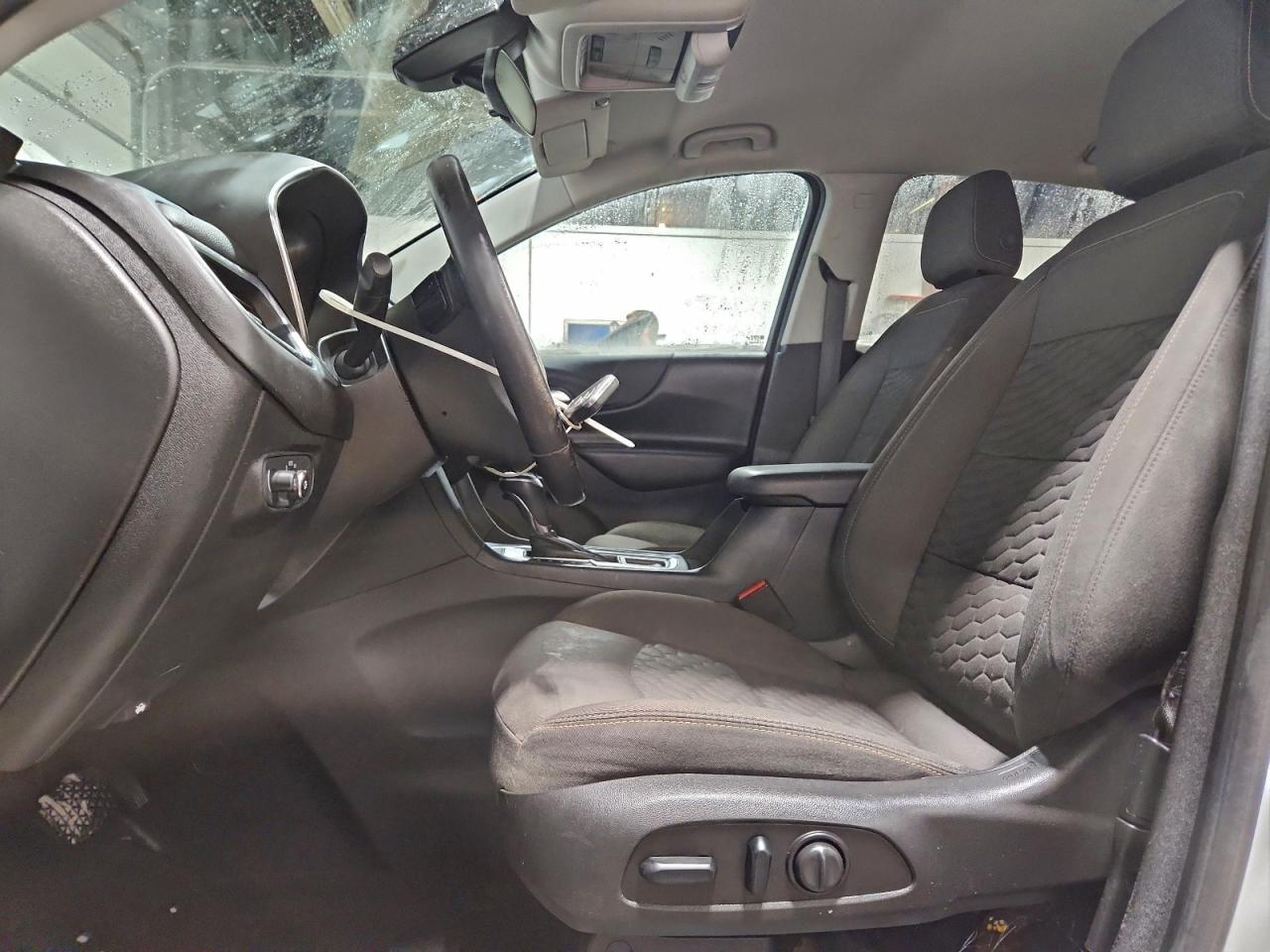 2018 CHEVROLET EQUINOX LT photo 7
