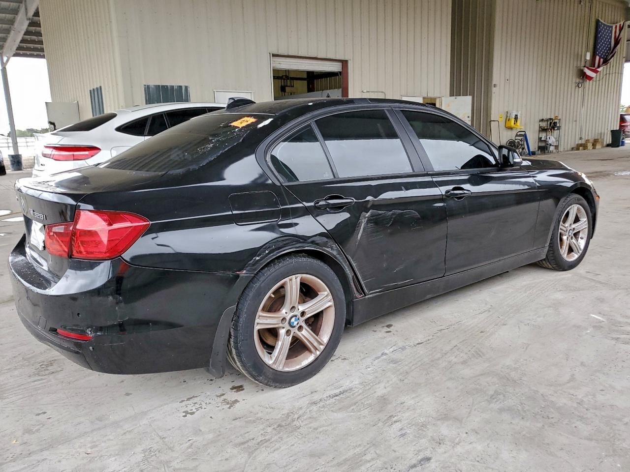 2015 BMW 328 XI SULEV photo 3