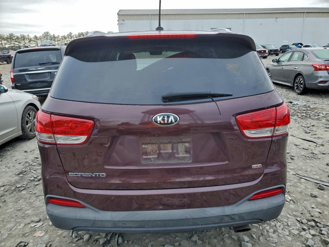 2017 KIA SORENTO LX photo 6