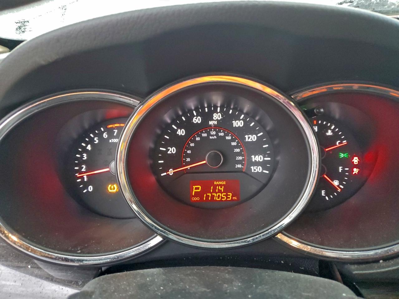 2012 KIA SORENTO BASE photo 9