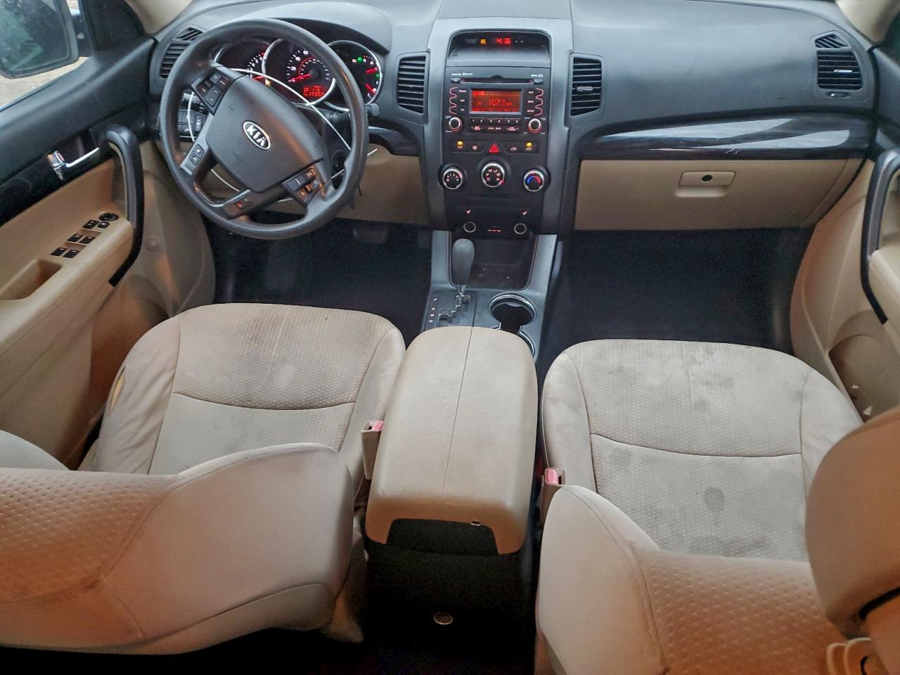 2012 KIA SORENTO BASE photo 8