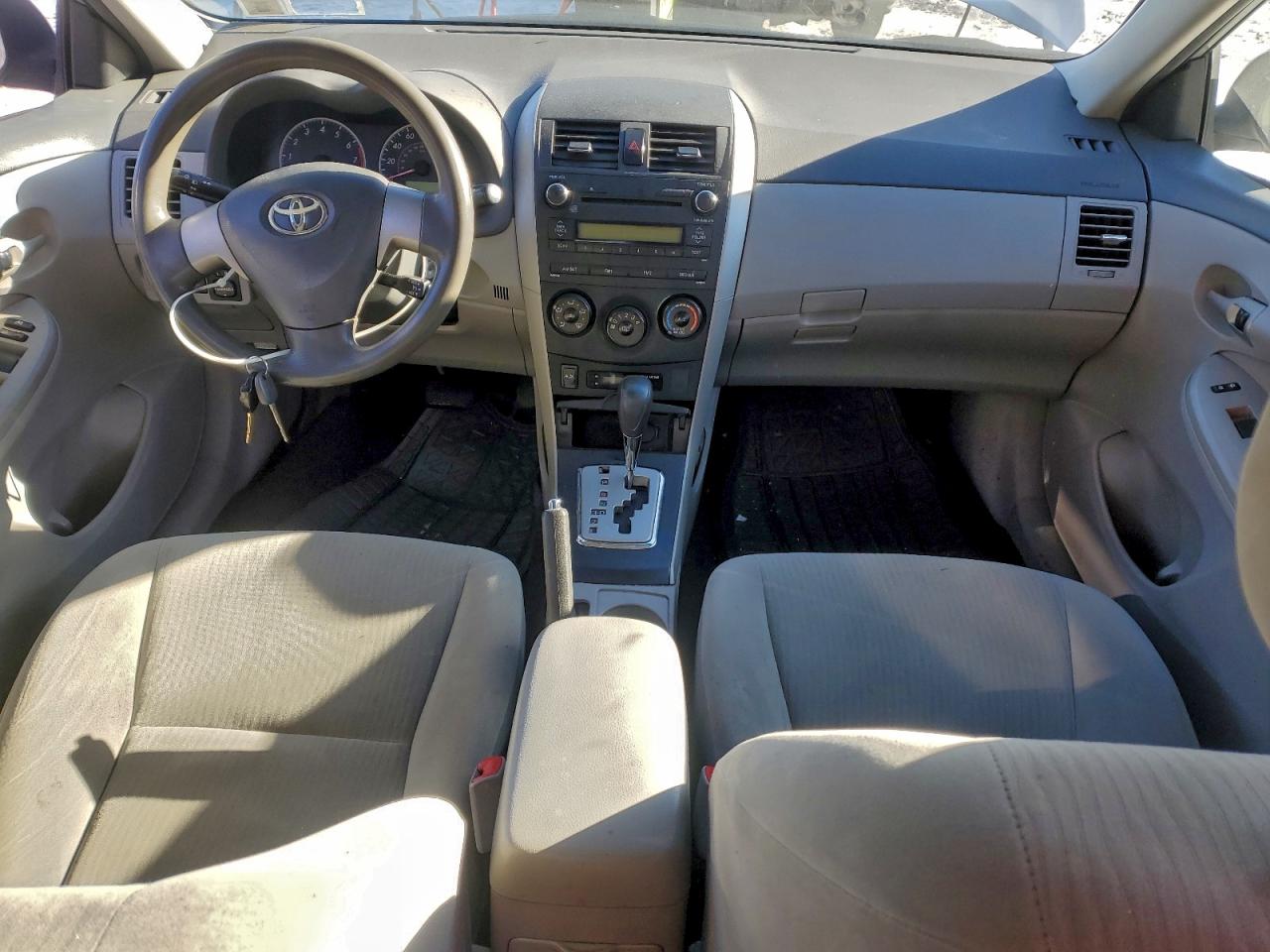 2010 TOYOTA COROLLA BASE photo 8
