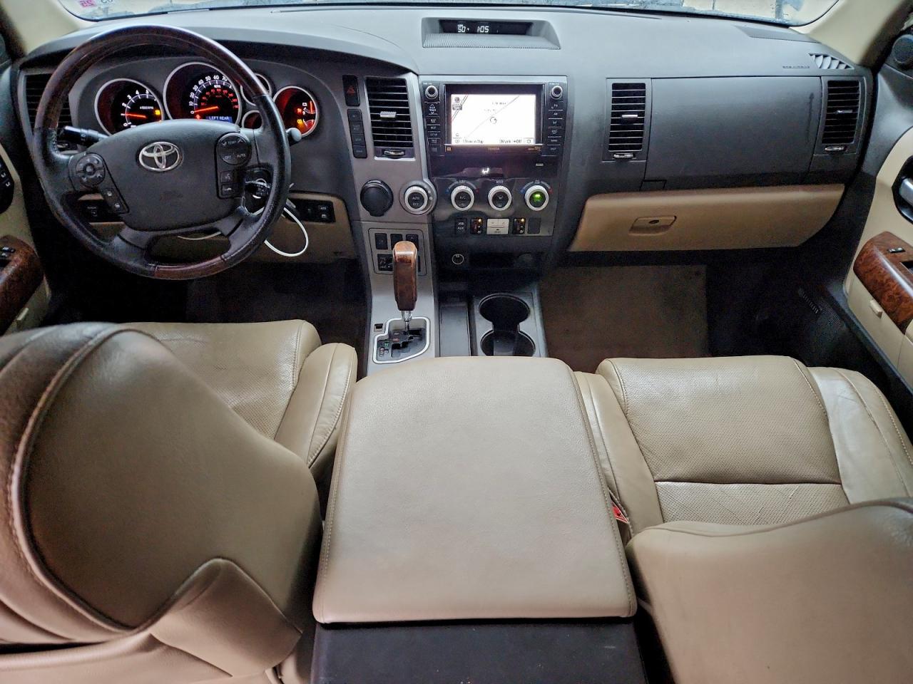 2010 TOYOTA SEQUOIA PLATINUM photo 8