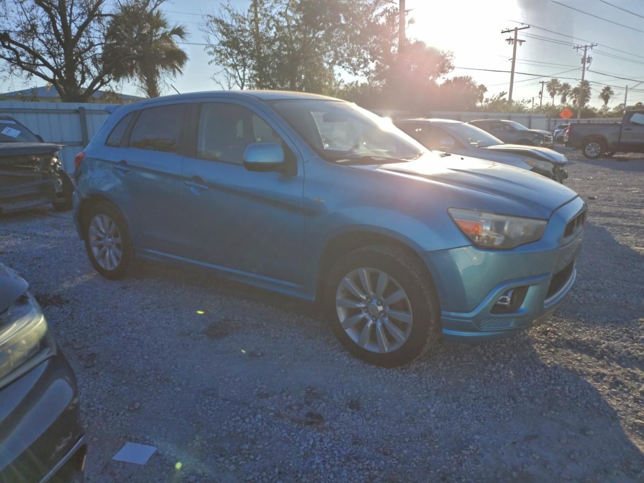 2011 MITSUBISHI OUTLANDER SPORT SE photo 7
