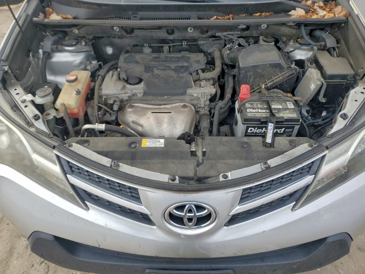 2015 TOYOTA RAV4 LE photo 12