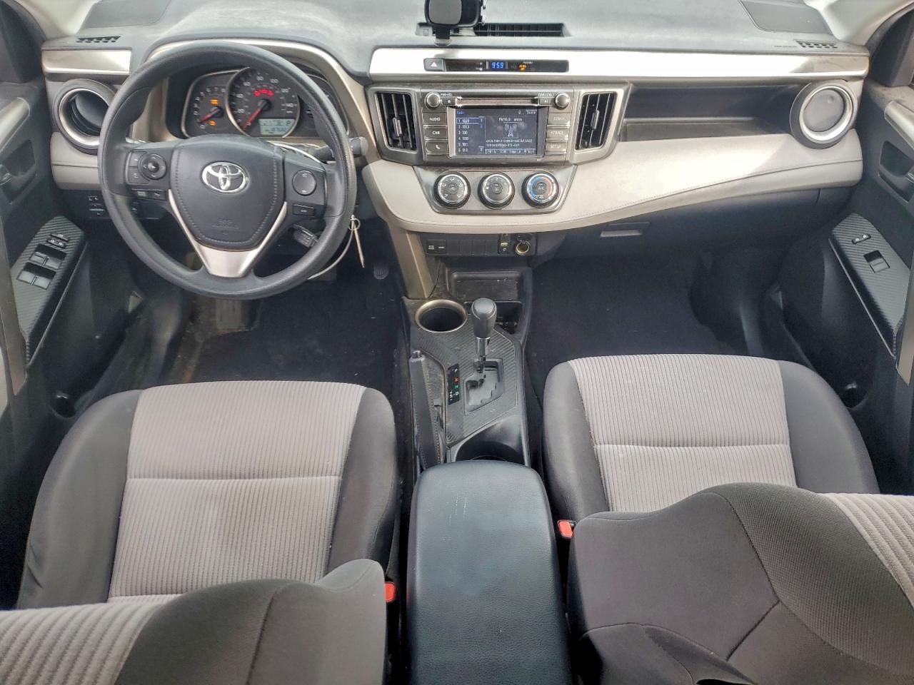 2015 TOYOTA RAV4 LE photo 8