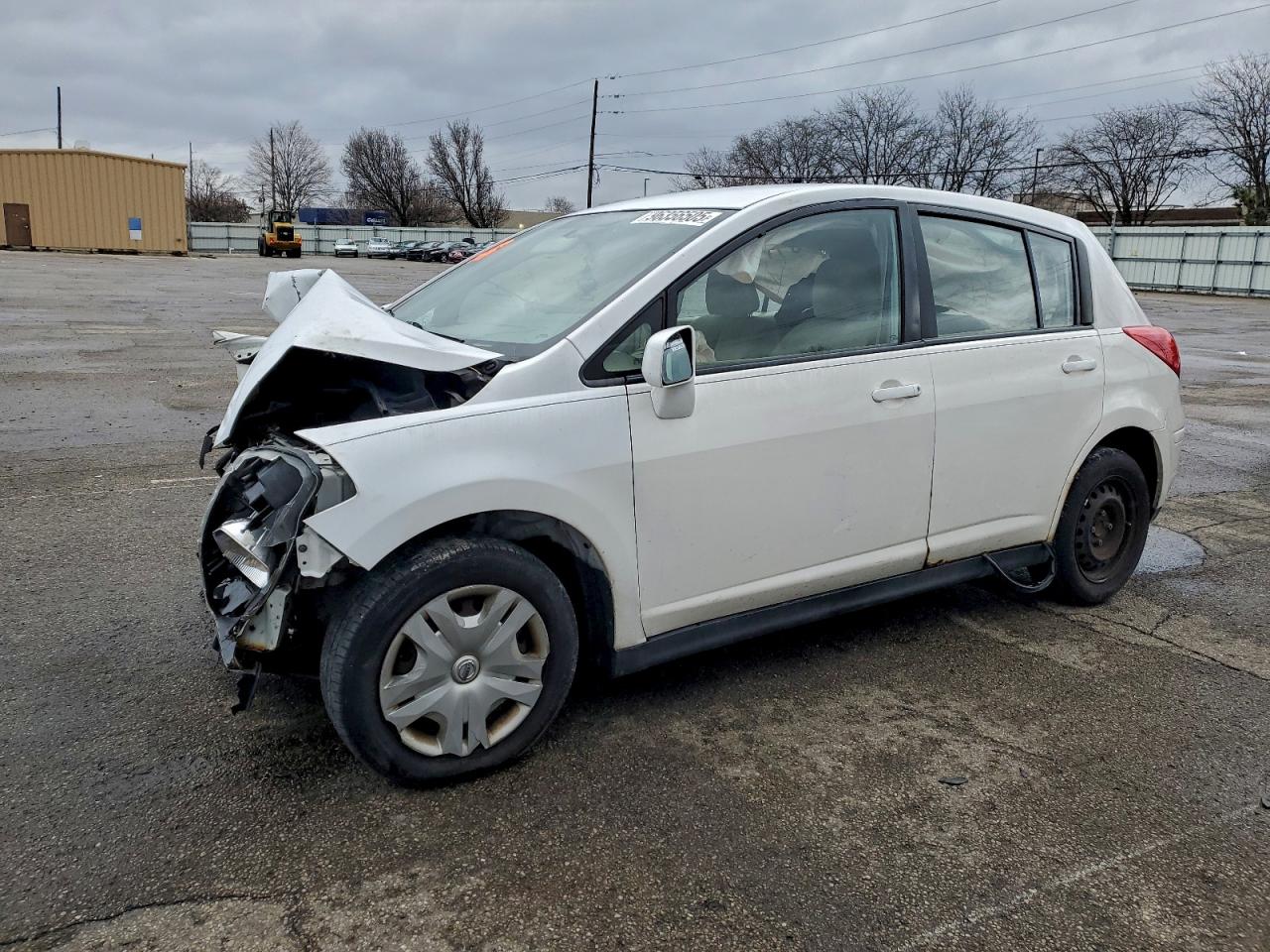 2011 NISSAN VERSA