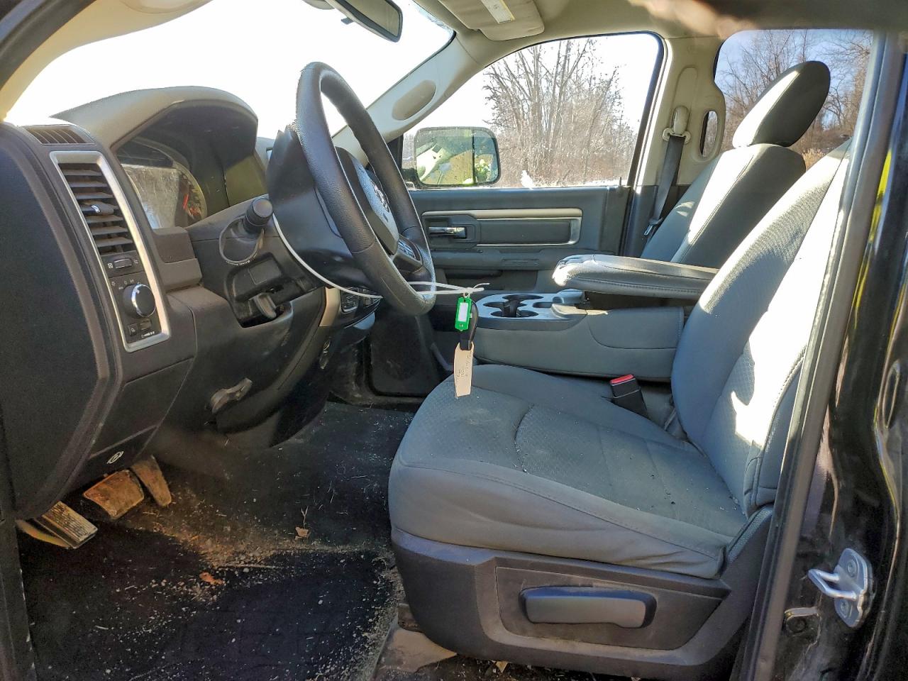 2014 RAM 1500 SLT photo 7