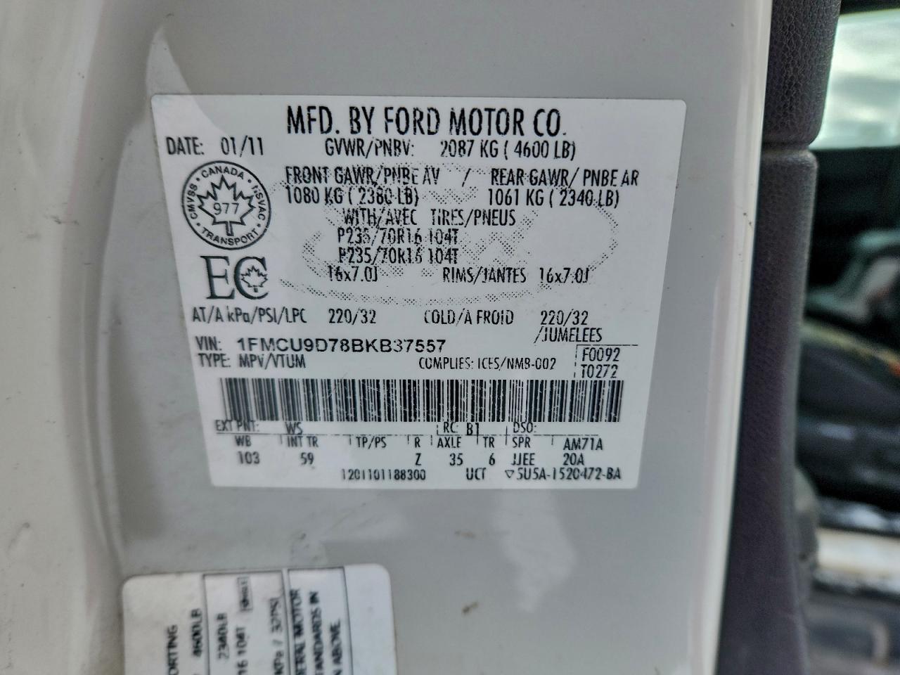 2011 FORD ESCAPE XLT photo 12