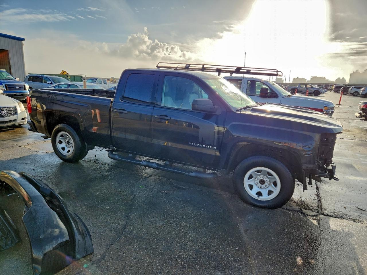 2017 CHEVROLET SILVERADO C1500 CUSTOM photo 4