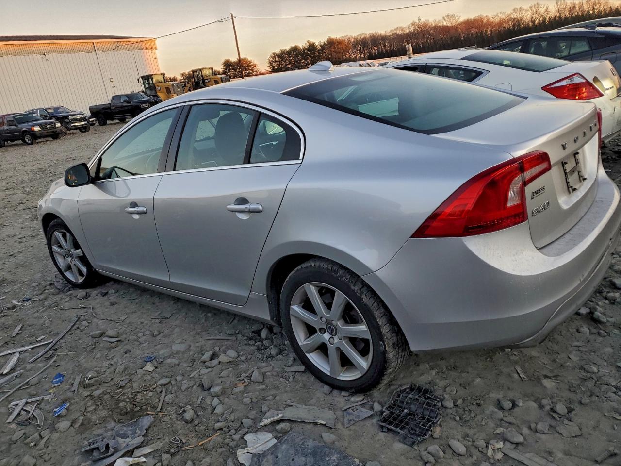 2016 VOLVO S60 PREMIER photo 2