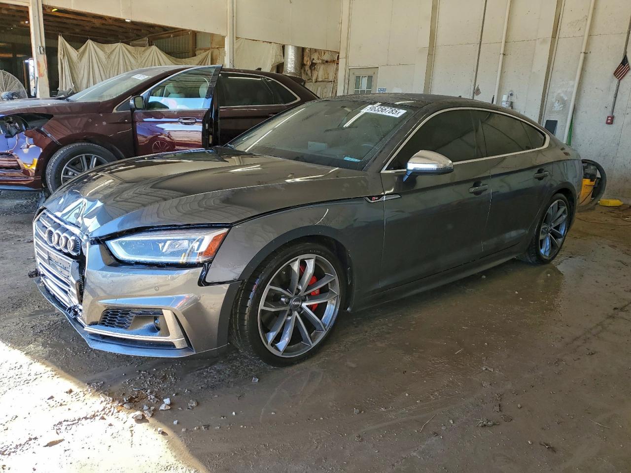 2018 AUDI S5