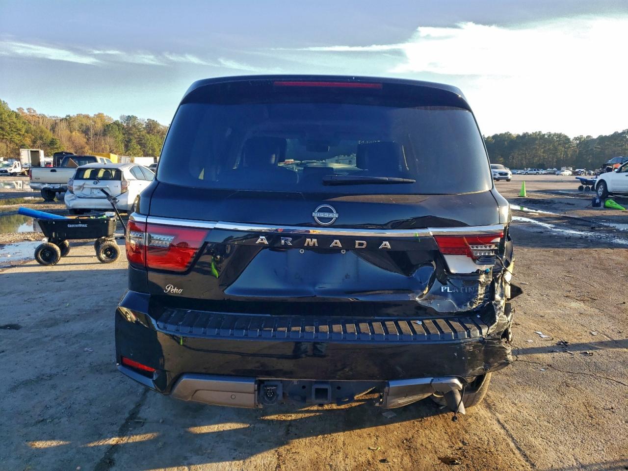 2023 NISSAN ARMADA PLATINUM photo 6