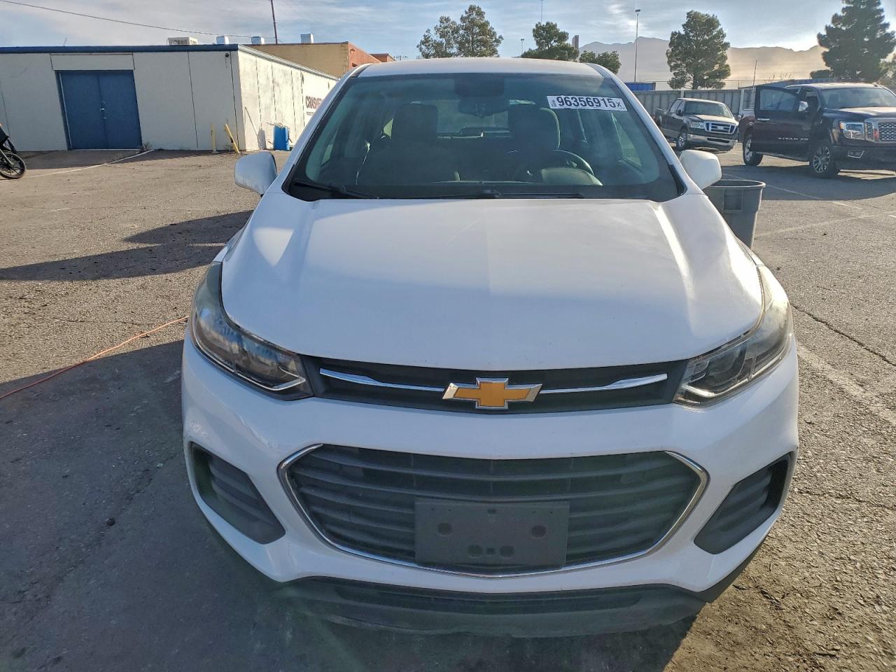 2017 CHEVROLET TRAX LS photo 5