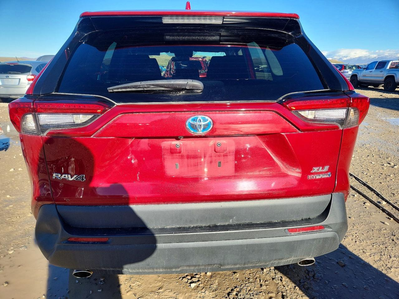 2021 TOYOTA RAV4 XLE photo 6