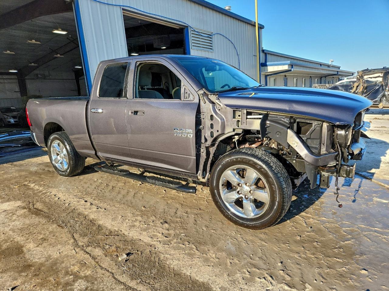 2018 RAM 1500 SLT photo 4