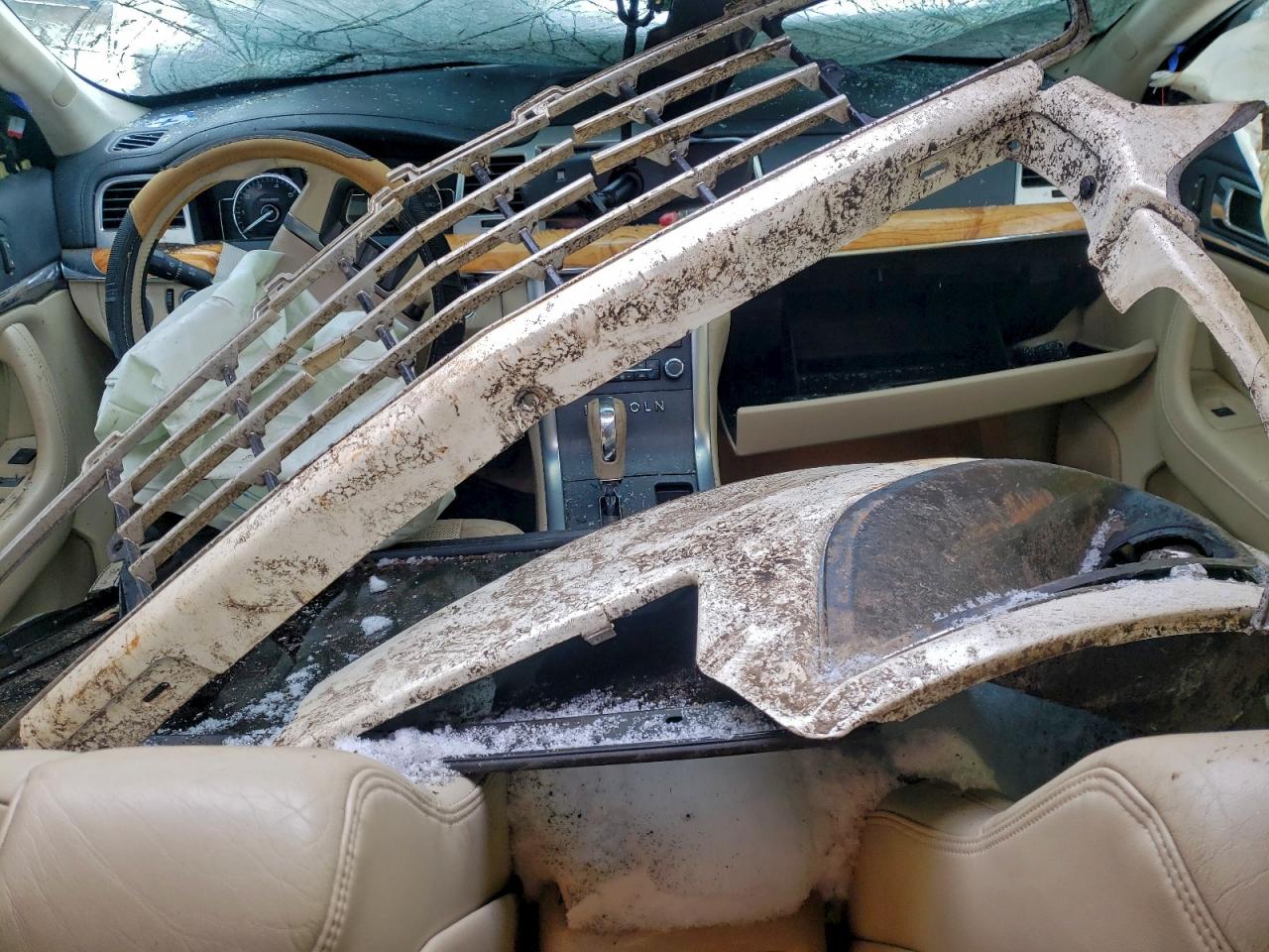 2009 LINCOLN MKS photo 8