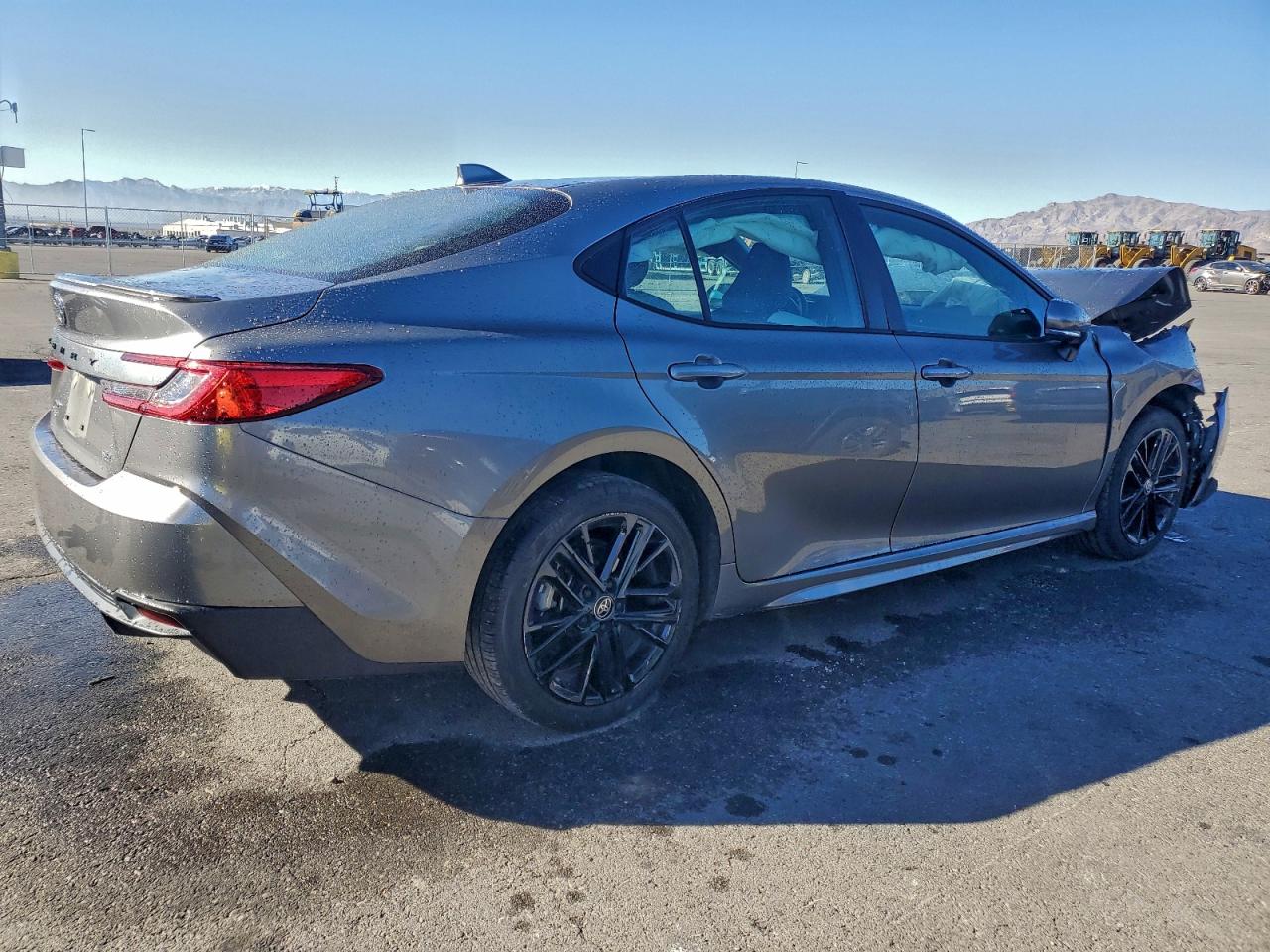 2025 TOYOTA CAMRY XSE photo 3