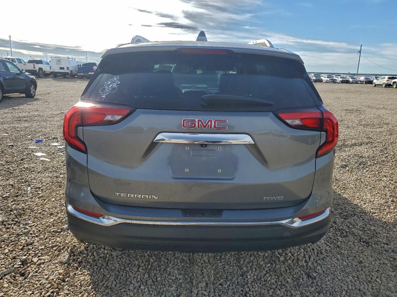 2019 GMC TERRAIN SLT photo 11