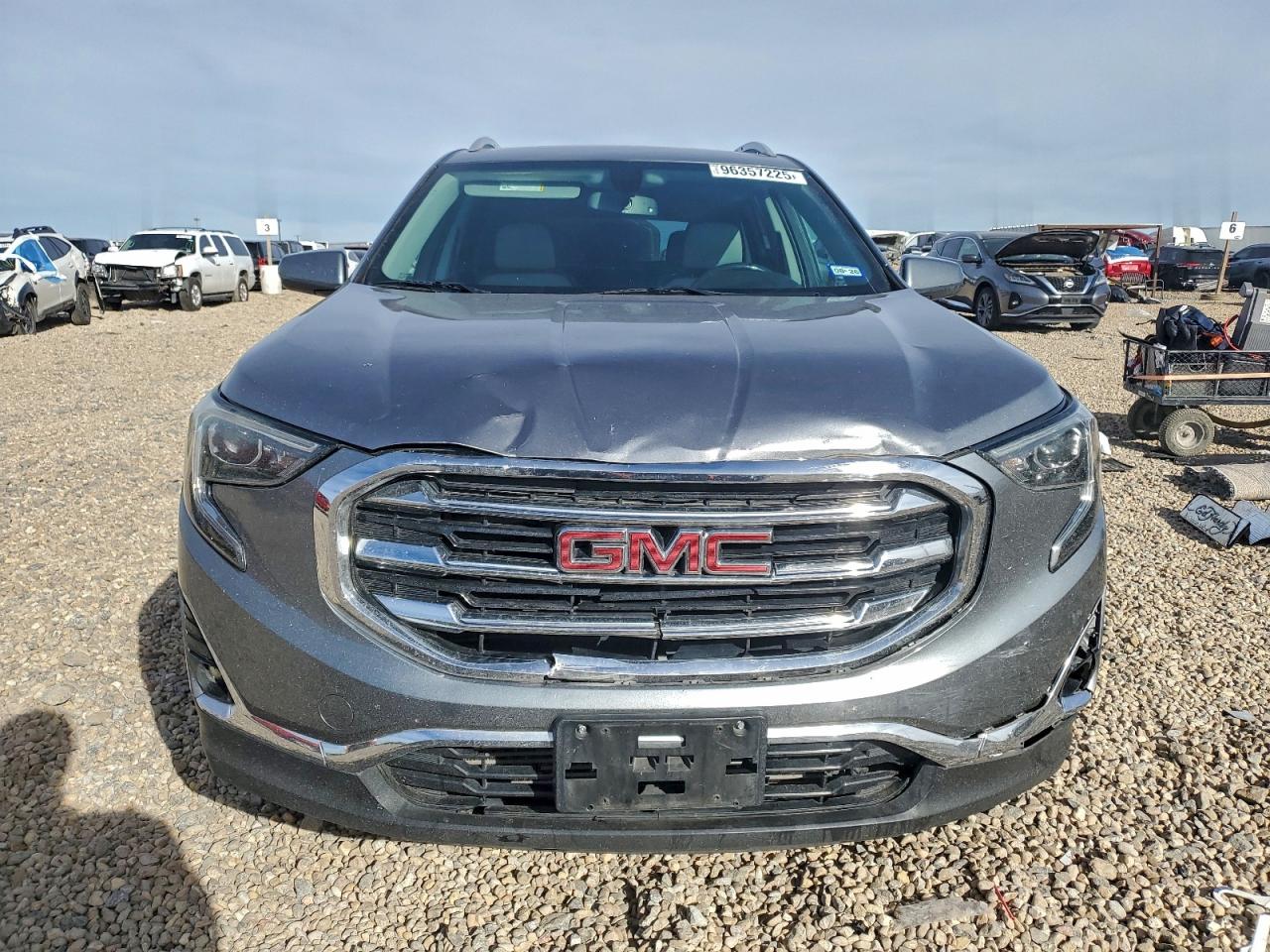 2019 GMC TERRAIN SLT photo 9