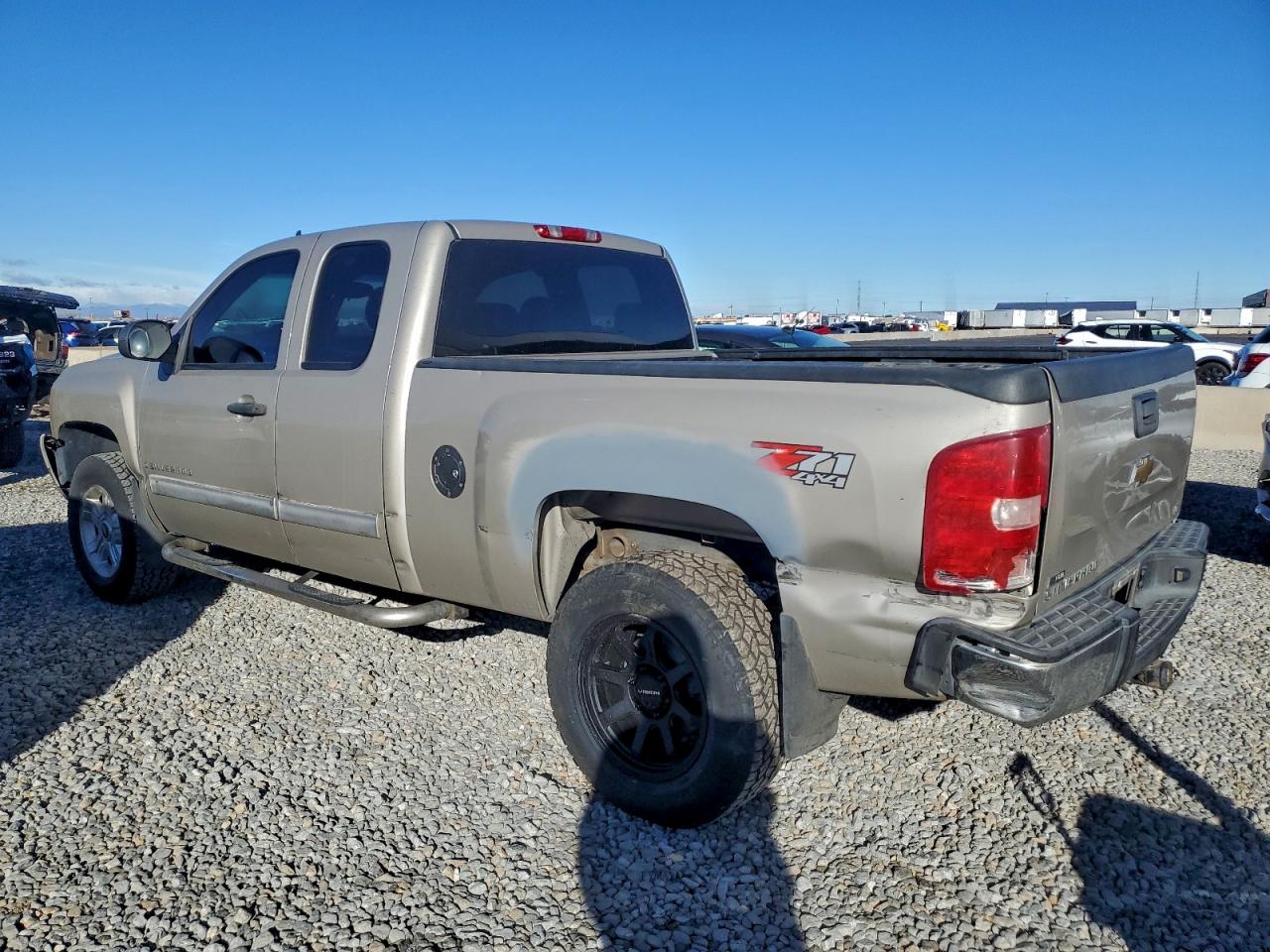 2009 CHEVROLET SILVERADO K1500 LT photo 3
