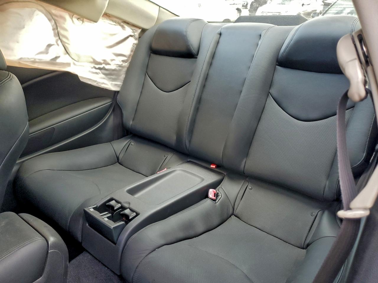 2013 INFINITI G37 photo 10