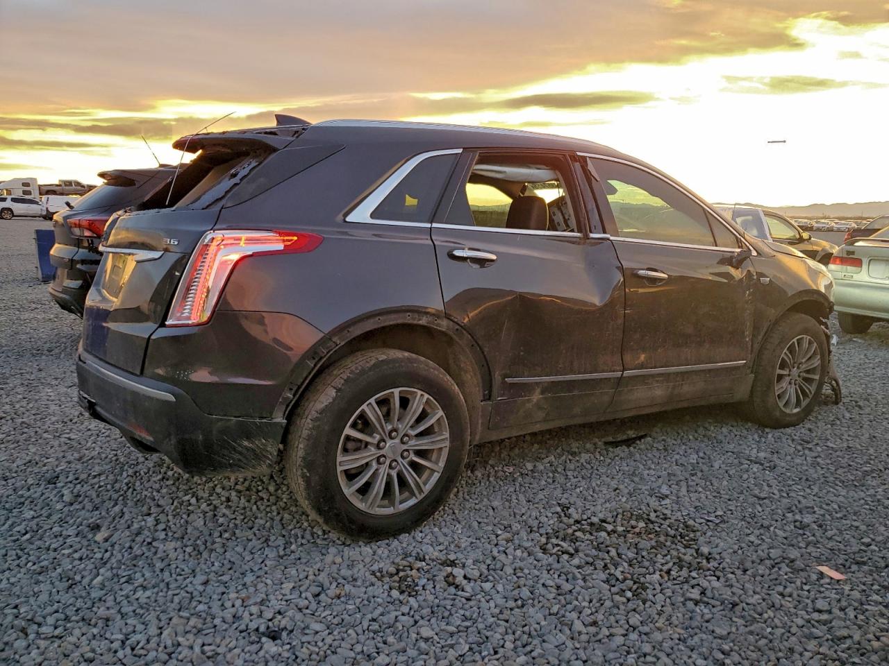 2018 CADILLAC XT5 LUXURY photo 5