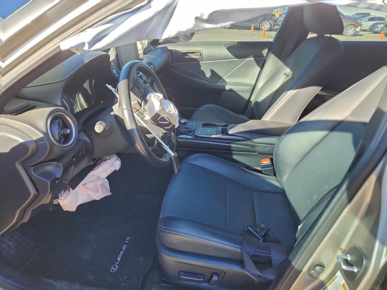 2021 LEXUS IS 300 photo 13