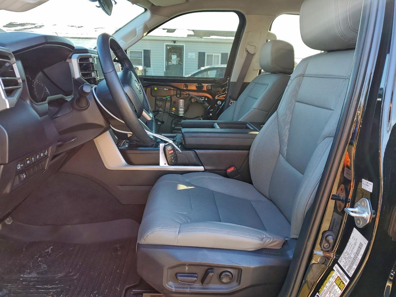 2024 TOYOTA TUNDRA DOUBLE CAB SR photo 7