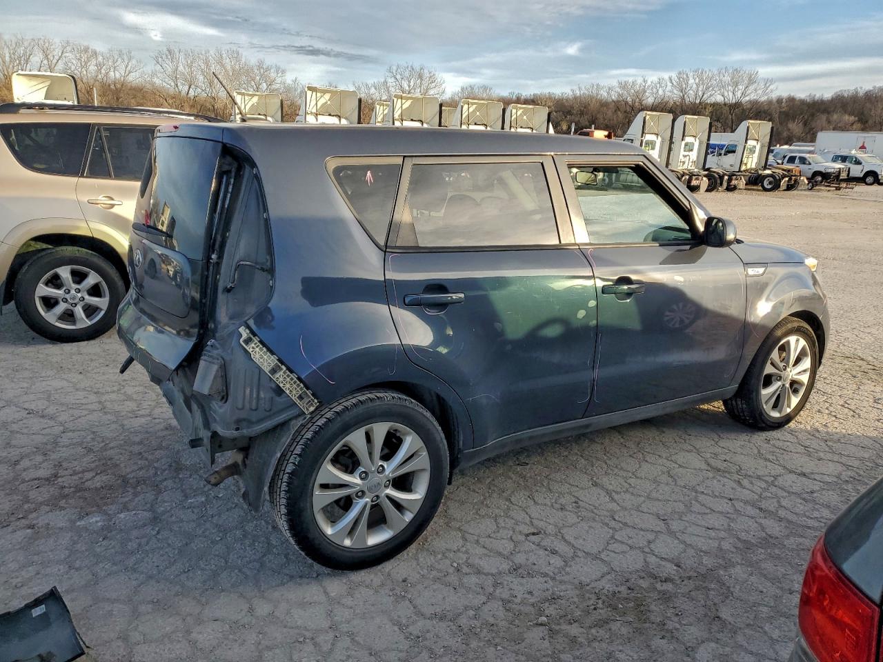 2015 KIA SOUL + photo 3