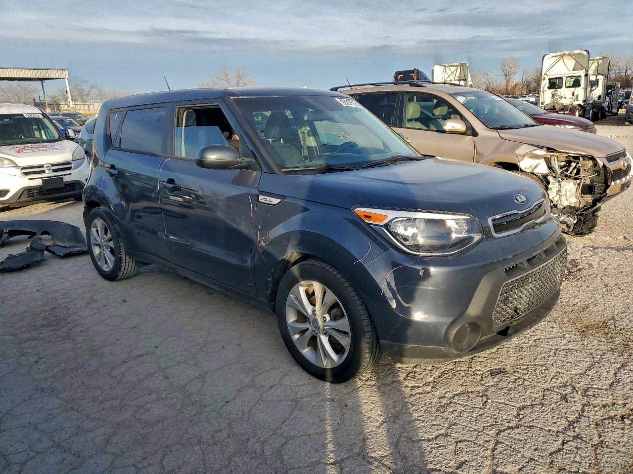 2015 KIA SOUL + photo 4