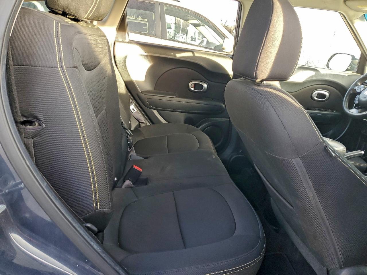 2015 KIA SOUL + photo 10