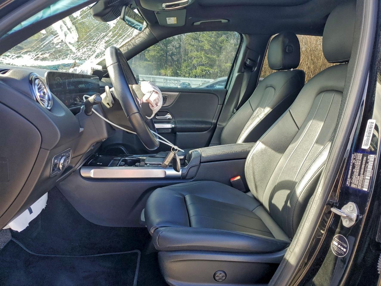 2021 MERCEDES-BENZ GLB 250 4MATIC photo 13