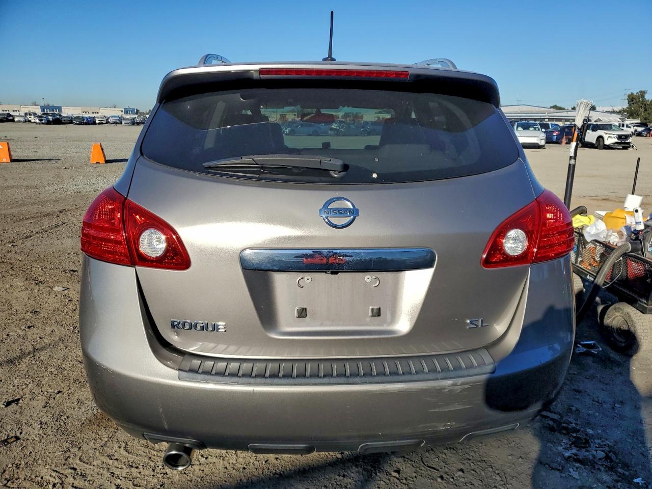 2011 NISSAN ROGUE S photo 6