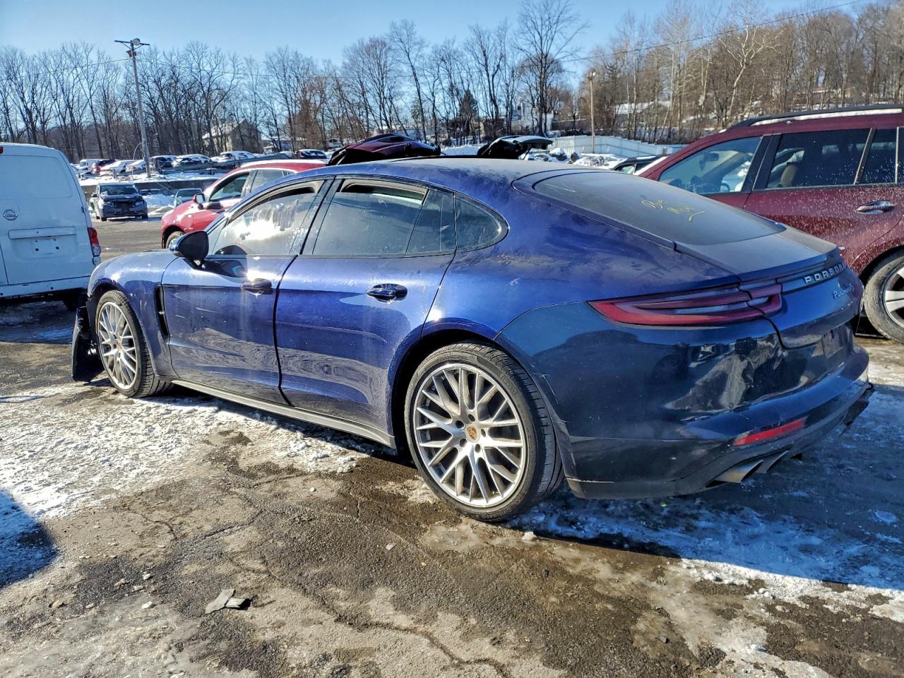 2020 PORSCHE PANAMERA 4S photo 2