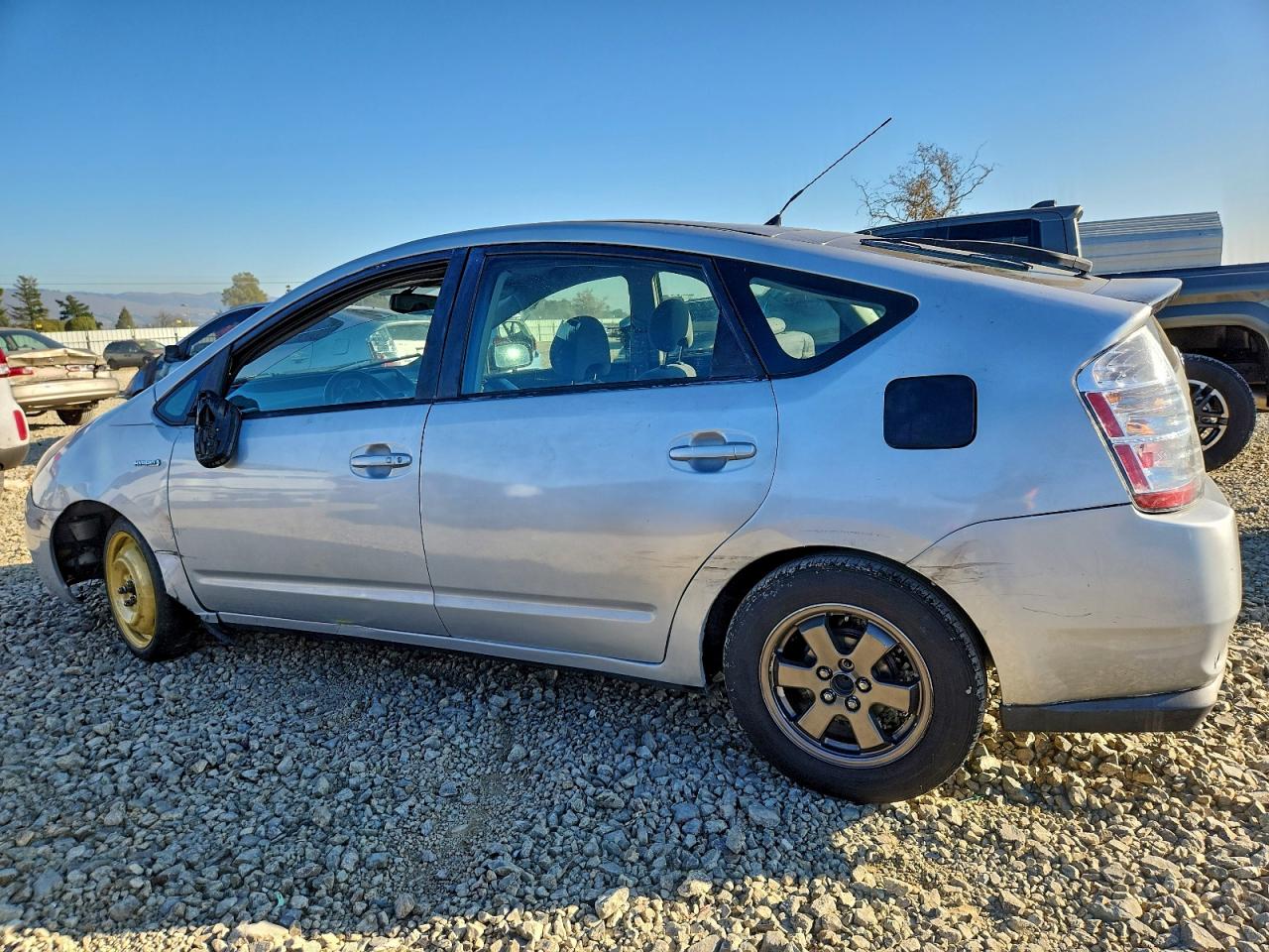 2007 TOYOTA PRIUS photo 4